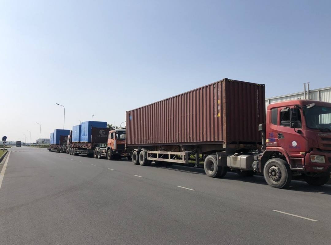 Xe container chở hàng rời