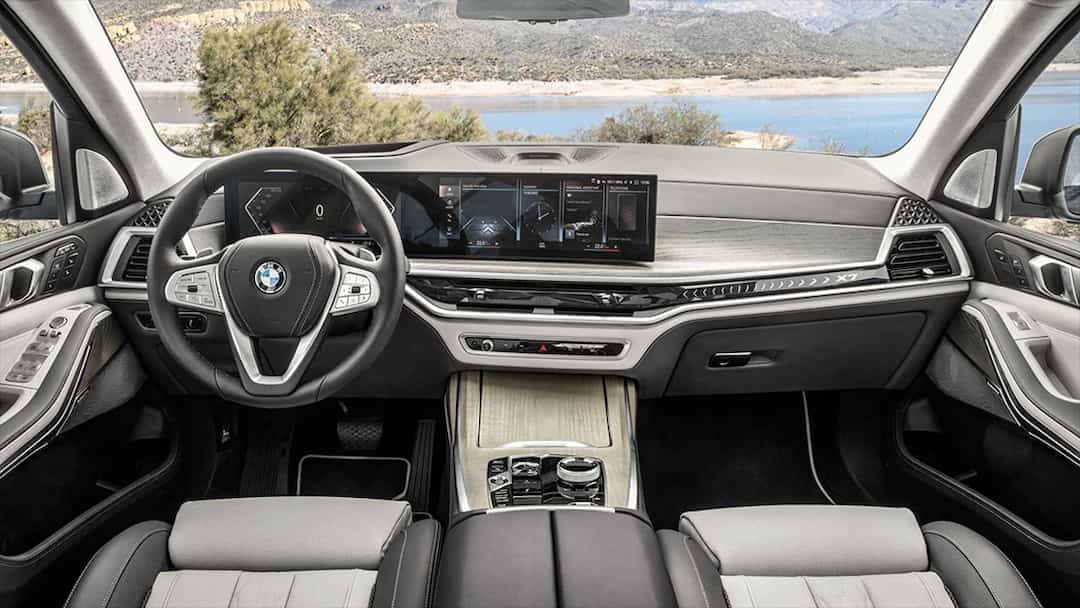 BMW X7 2023 sử dụng bộ la-zăng kích cỡ 21 inch