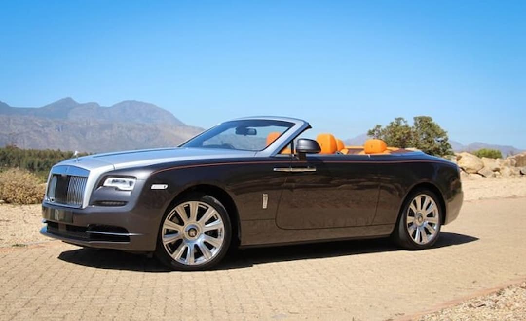 Đánh giá tiện nghi và an toàn của xe Roll Royce Dawn