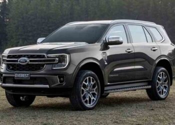 Ford Everest 2022 vừa được ra mắt đầu tháng 7