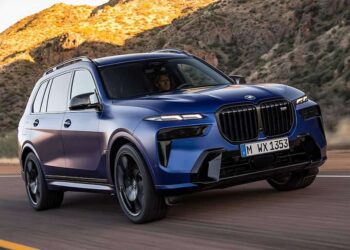 Thiết kế xe BMW X7 2023 gây nhiều tranh cãi