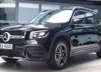 Giá xe mercedes 5 chỗ