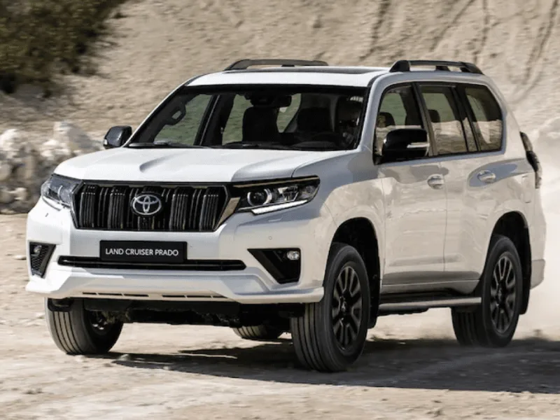 Nhiều khách hàng mua xe Toyota 7 chỗ cũ với giá tiết kiệm